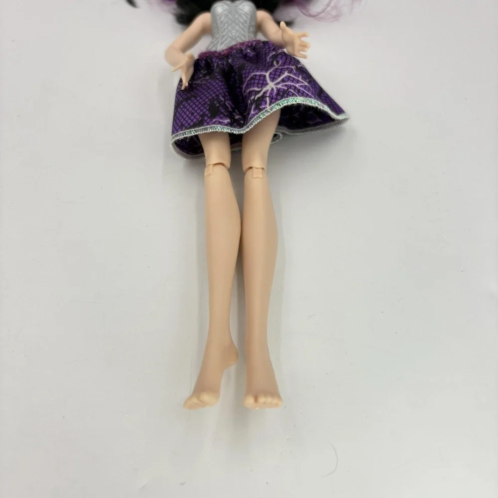 Mattel Ever After High Raven Queen Fashion Doll Purple Hair Silver‎ Dress 2015